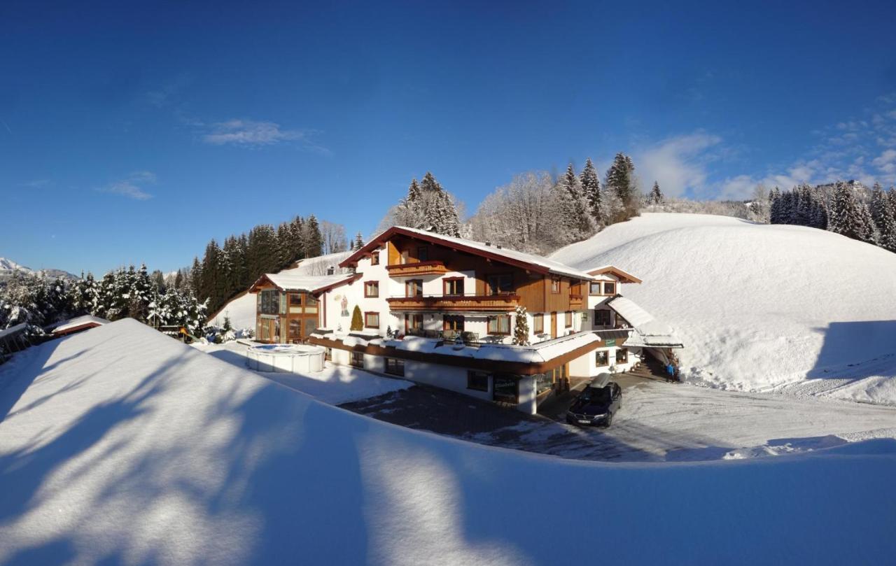 Ferienwohnung Saalbach Файбербрун Екстериор снимка